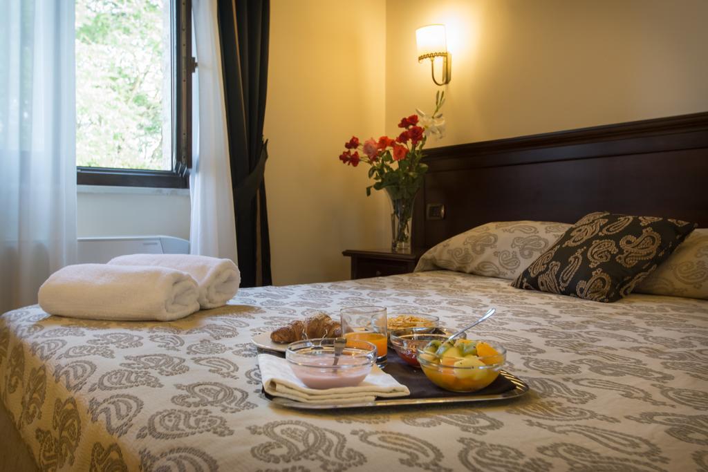 Antica Stazione Hotel Chiaramonte Gulfi Eksteriør billede