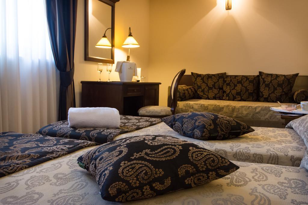 Antica Stazione Hotel Chiaramonte Gulfi Værelse billede