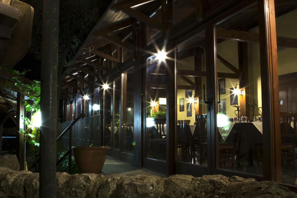 Antica Stazione Hotel Chiaramonte Gulfi Eksteriør billede